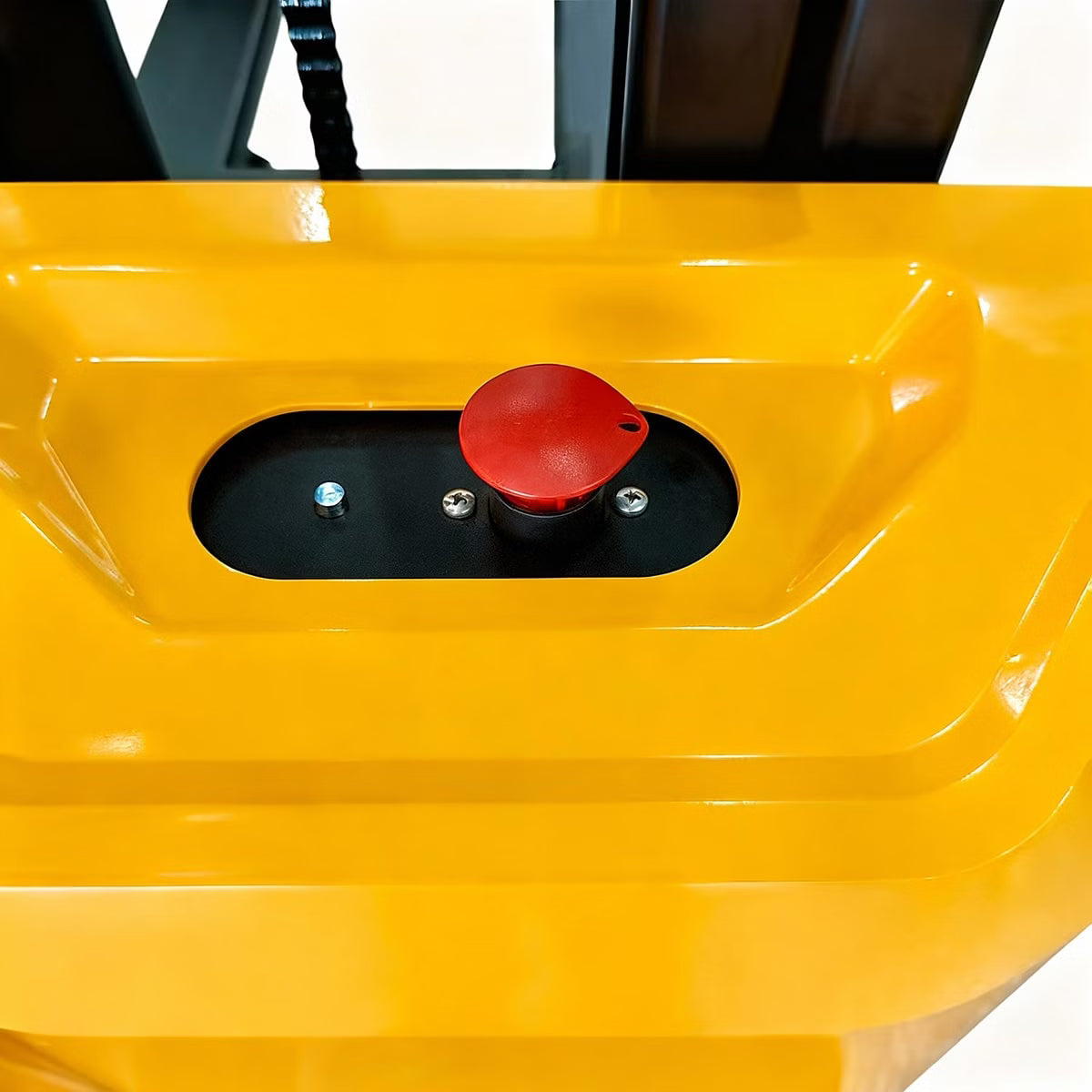Kompakter elektrischer Hochhubwagen für vielseitige Hebe- und Transportarbeiten