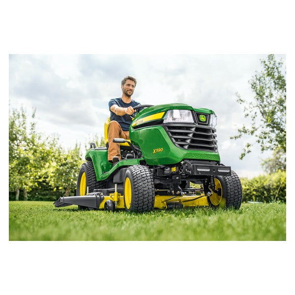 John Deere X590 mit 137 cm Mähdeck